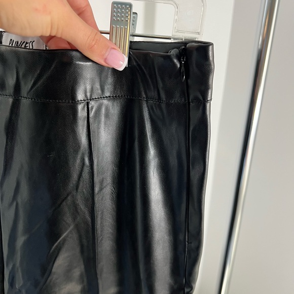 Faux Leather Cropped Princess Polly Pants - Picture 4 of 5